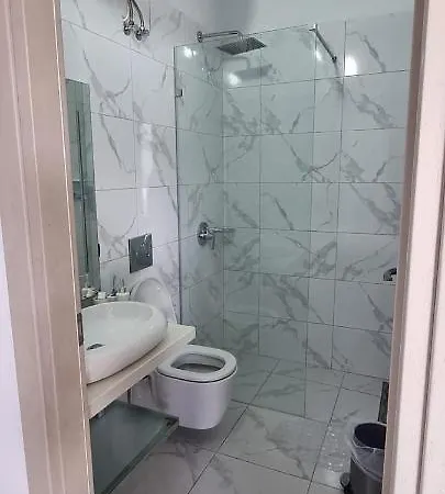 Suncoast Near Port & Sarandë