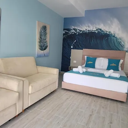 Suncoast Near Port &