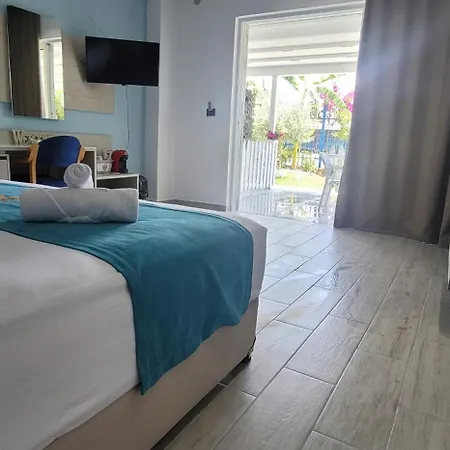 Suncoast Near Port &