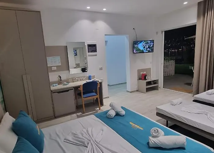 Апартаменты Suncoast Near Port & *