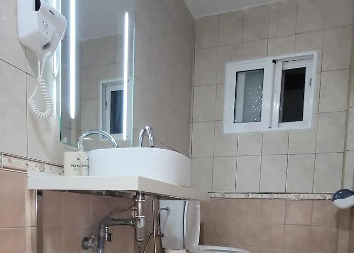 Suncoast Near Port & Апартаменты *