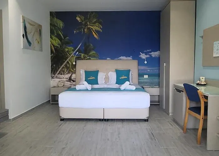 Suncoast Near Port & Апартаменты