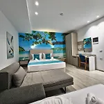 Suncoast Near Port & Daire Saranda