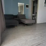 Apartment Suncoast Near Port & *