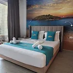 Daire Suncoast Near Port & Saranda