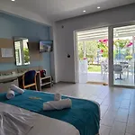 Suncoast Near Port & Daire *