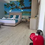 Suncoast Near Port & Daire Saranda
