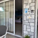 Apartment Suncoast Near Port &