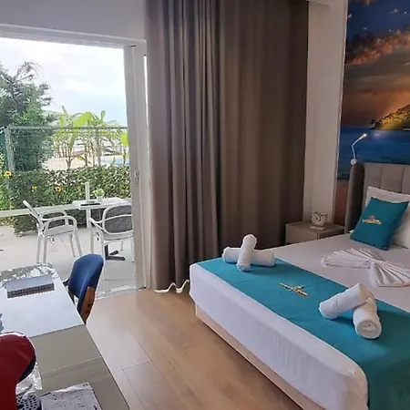 Suncoast Port Side Apartment Sarande