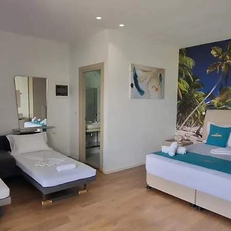 Апартаменты Suncoast Near Port & Саранда