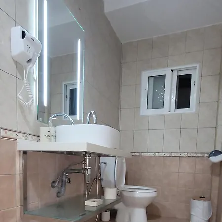 Suncoast Near Port & Апартаменты *
