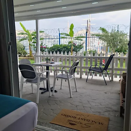 Suncoast Port Side Apartment Sarande