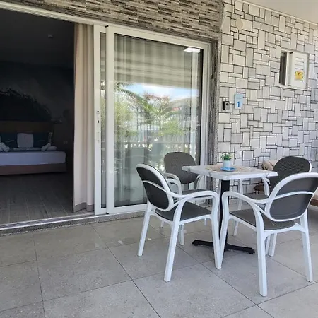 Suncoast Port Side Apartment *