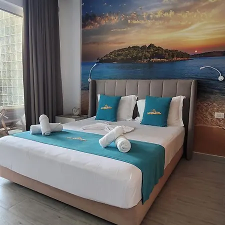 Апартаменты Suncoast Near Port & Саранда