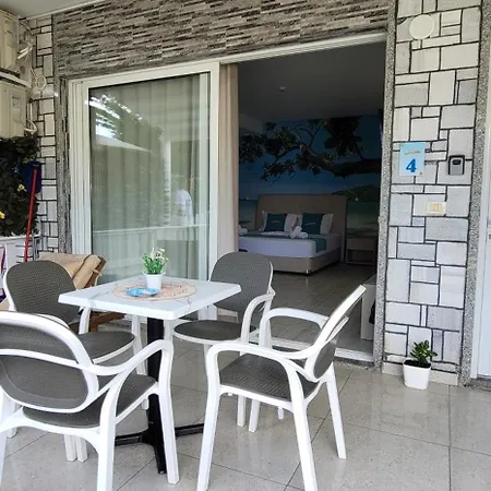 Апартаменты Suncoast Near Port &