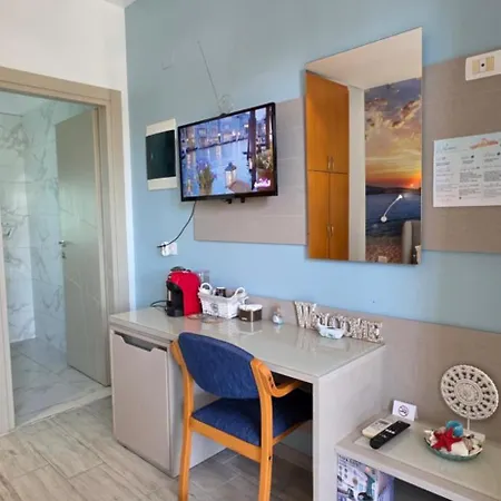 Suncoast Near Port & Апартаменты