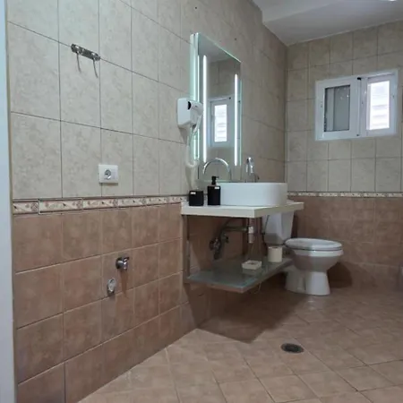 Апартаменты Suncoast Near Port & *