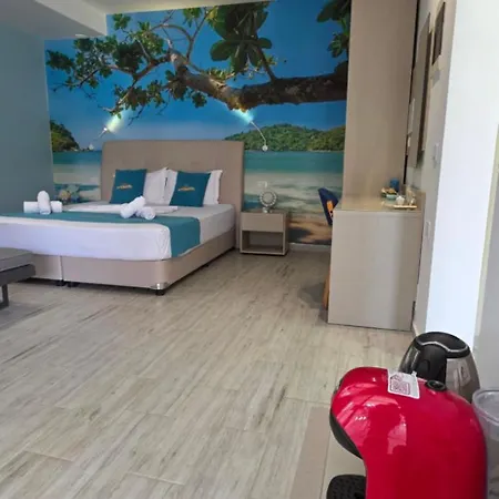 Suncoast Near Port & Апартаменты Саранда