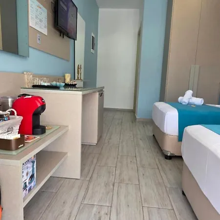Апартаменты Suncoast Near Port & Саранда