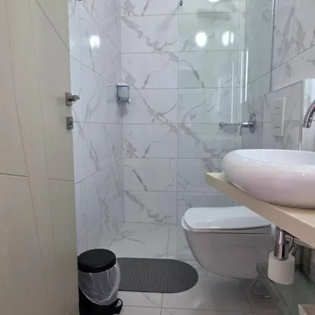 Апартаменты Suncoast Near Port & *