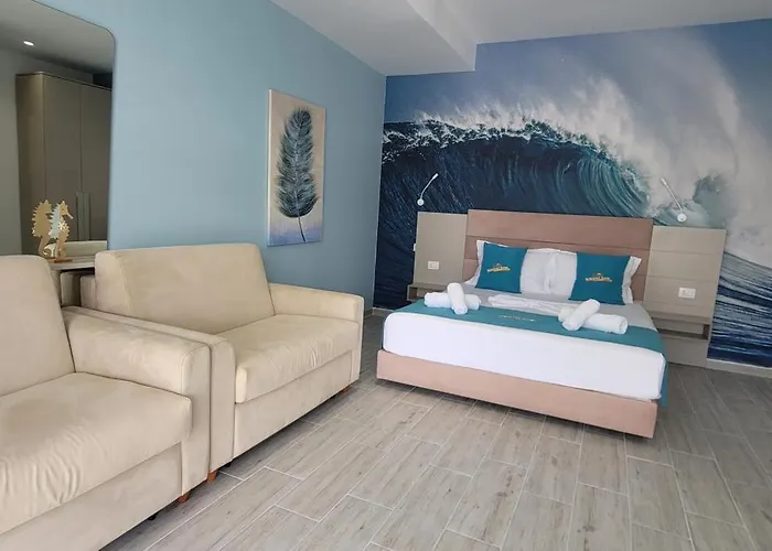 Suncoast Near Port &